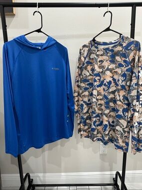 Columbia Men Blue Hooded Sun Shirt & Blue Patterned Long Sleeve